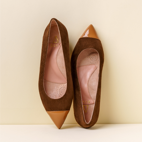 Moxie Mocha Suede Bronze Bliss Patent Leather Cap Toe Flat – Ally