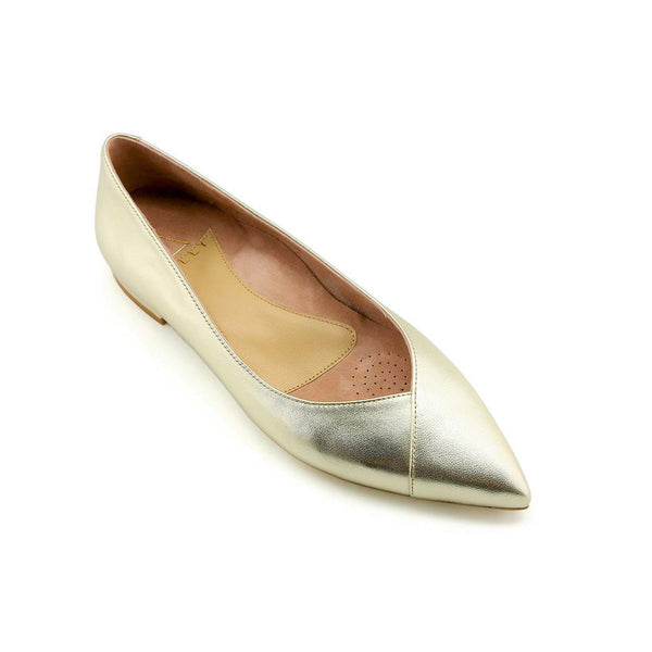 Champagne Gold Metallic Flat EU 37/US 7 / Narrow (A)