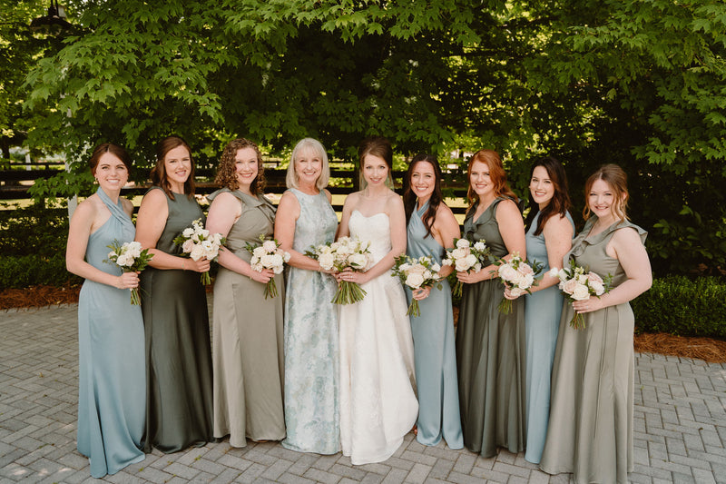 Elegant & Empowered: Style Guide for Mothers of the Bride & Groom