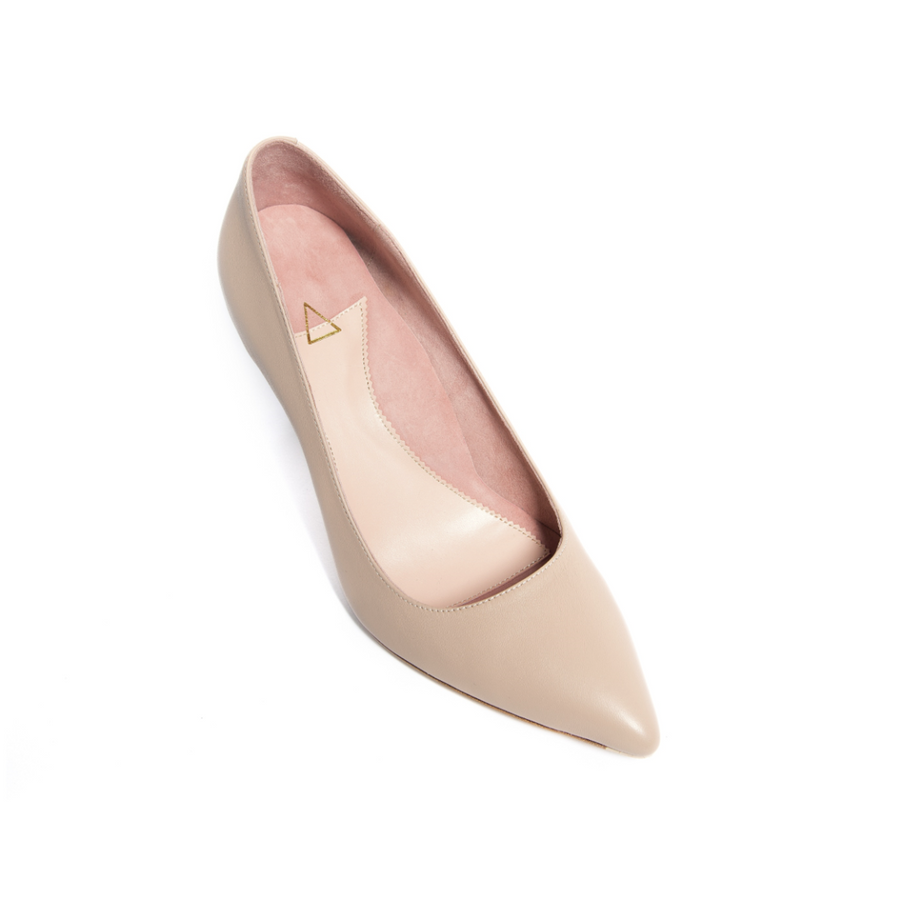 Bossy Beige Leather Classic Pump