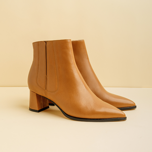 [NEW] Camel Calf Leather Lower Block Ankle Boot