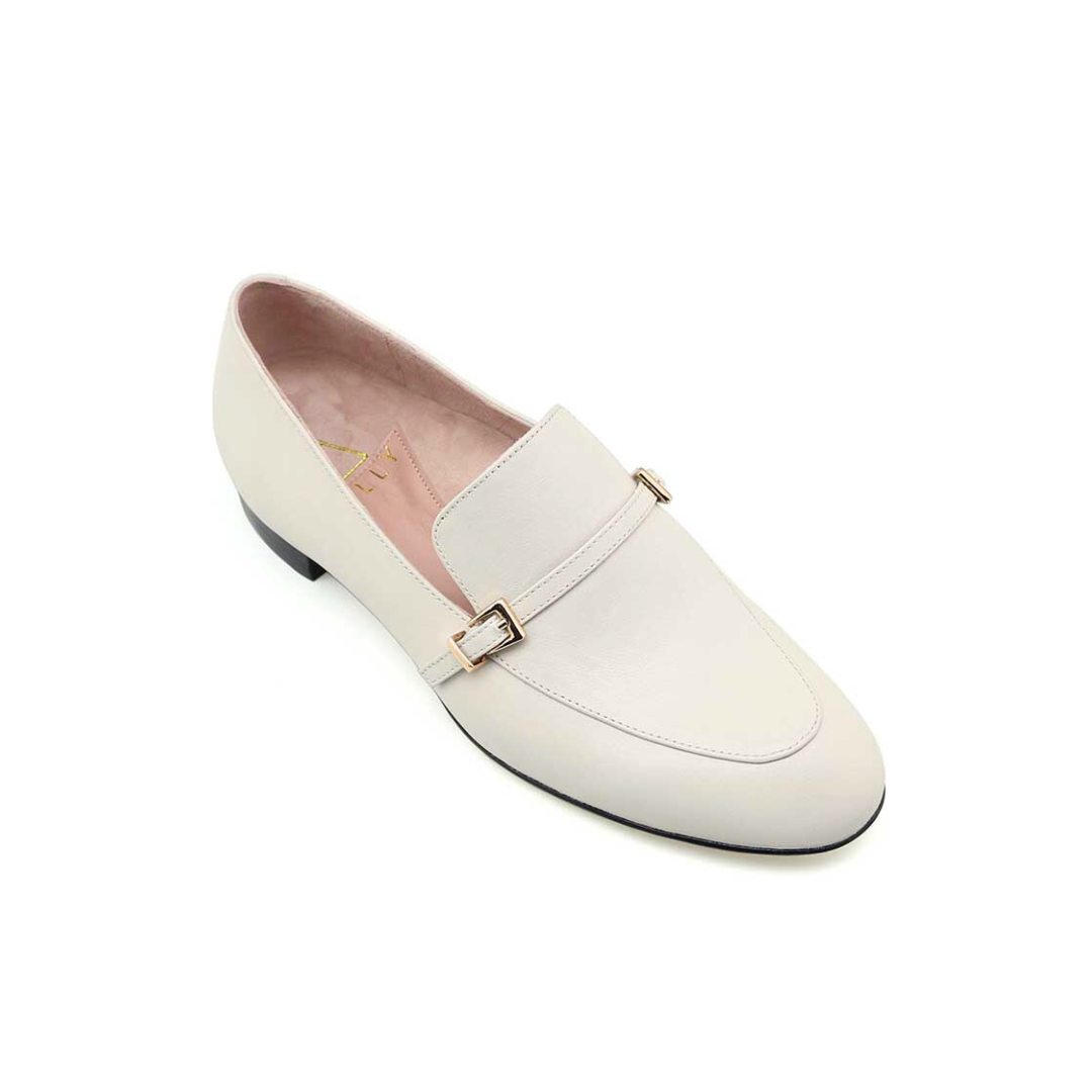 Ecru Calf Leather Loafer EU 40.5/US 9-9.5 / Narrow (A) Ecru Calf Leather Loafer EU 40.5/US 9-9.5 / Narrow (A)