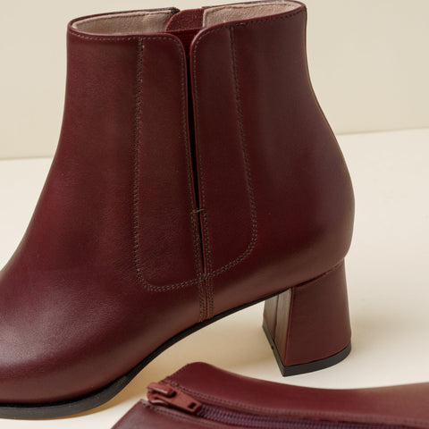[NEW] Burgundy Calf Leather Lower Block Ankle Boot