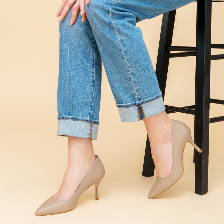 Bossy Beige Leather Classic Pump
