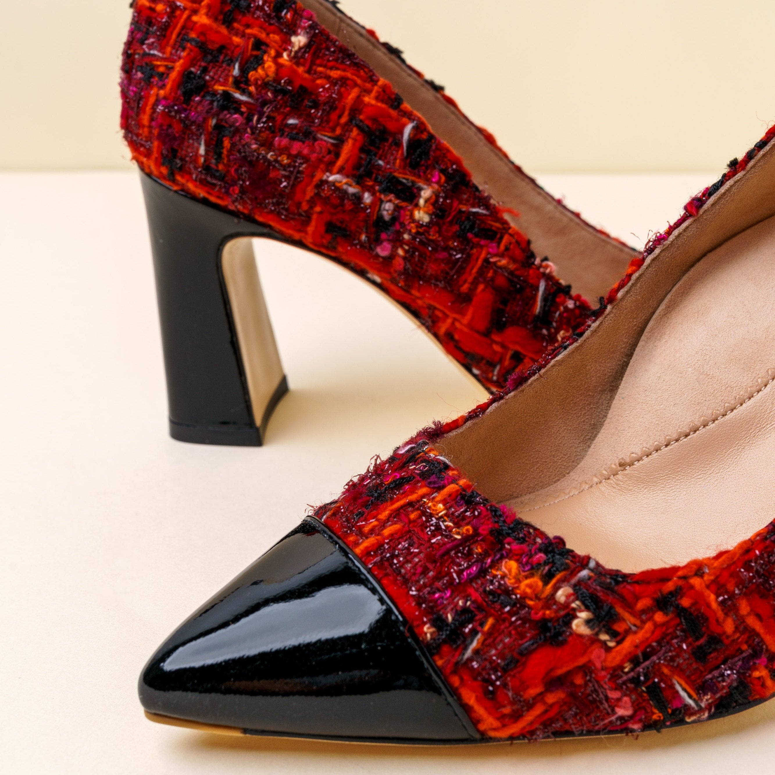 Limited Edition FW'24] Red Tweed Cap Toe Bold Block Heel Pump