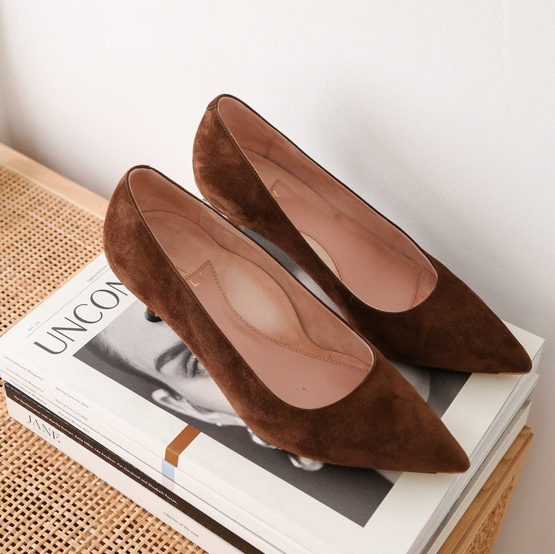 kitten heel dress shoes mysoft Heels for Women Low Pumps 2 Inch Closed Toe Wedding Black These heels feature a small gold buckle detailing Nina Sofie Women's Shoes New
