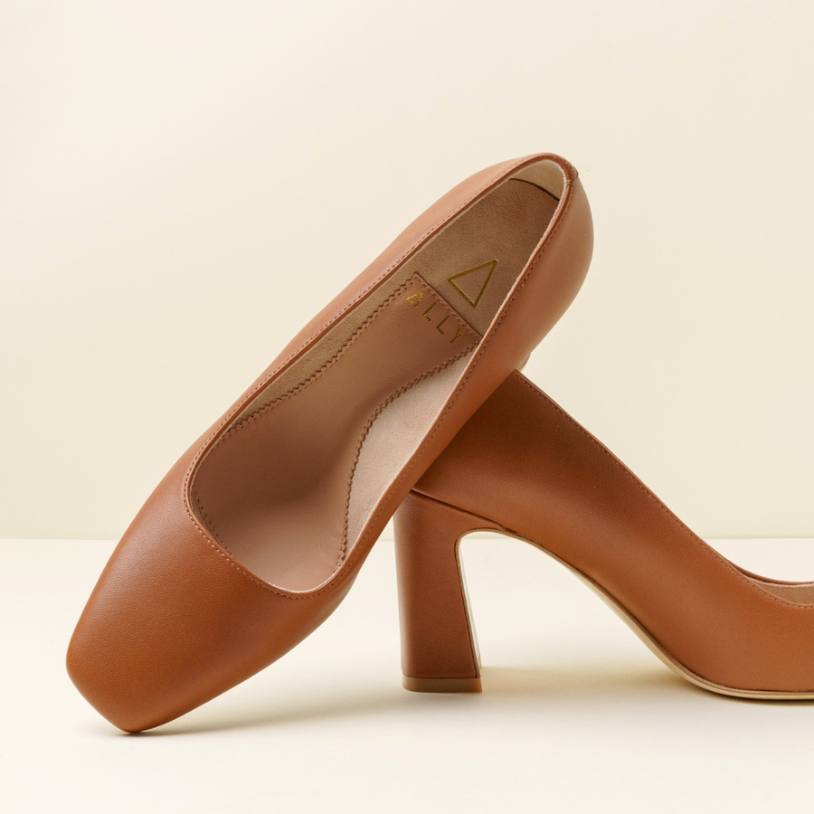 Courageous Caramel Leather Square Toe Bold Block Heel