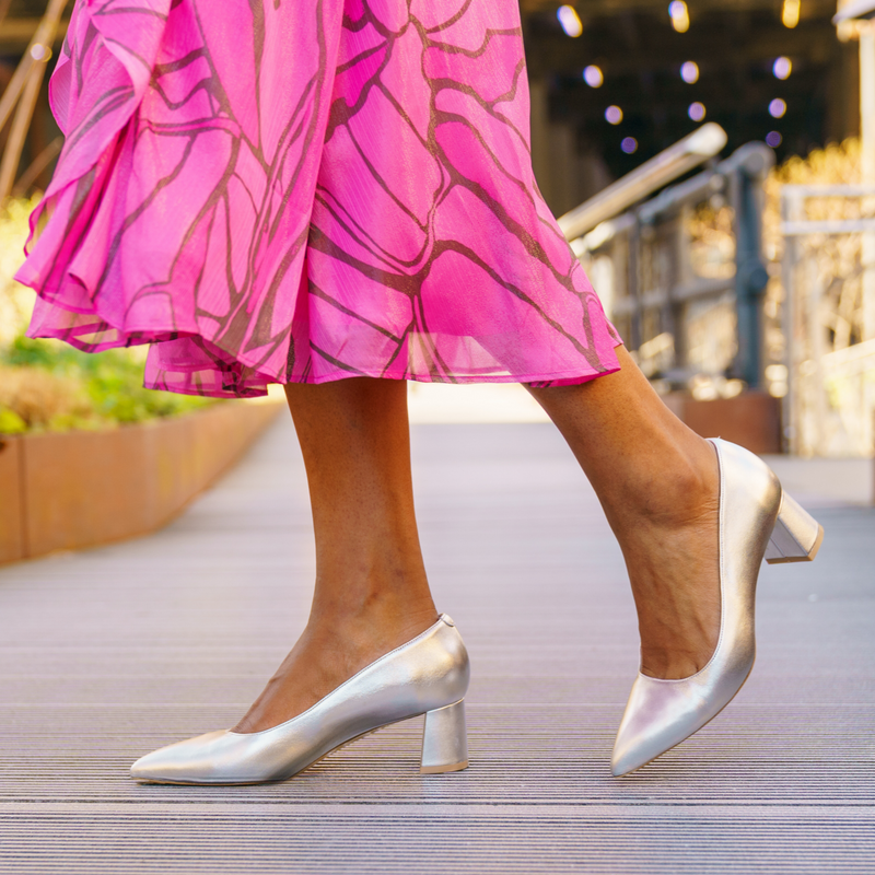 [SAMPLE] Silver Metallic Leather Lower Block Heel