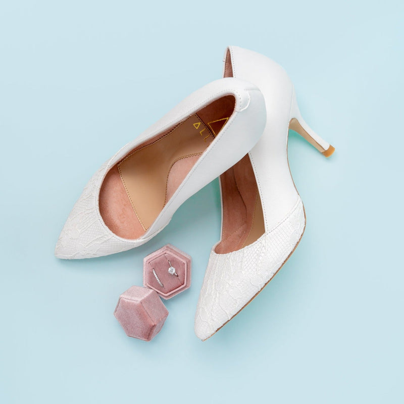 [SAMPLE] Lady Lace / White Leather Combo Pump