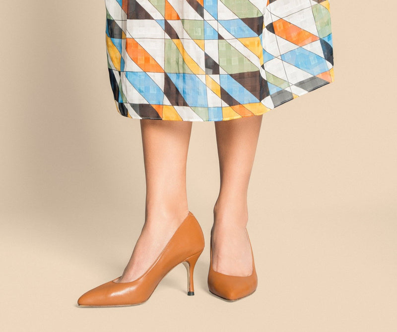 [SAMPLE] Courageous Caramel Leather Pump