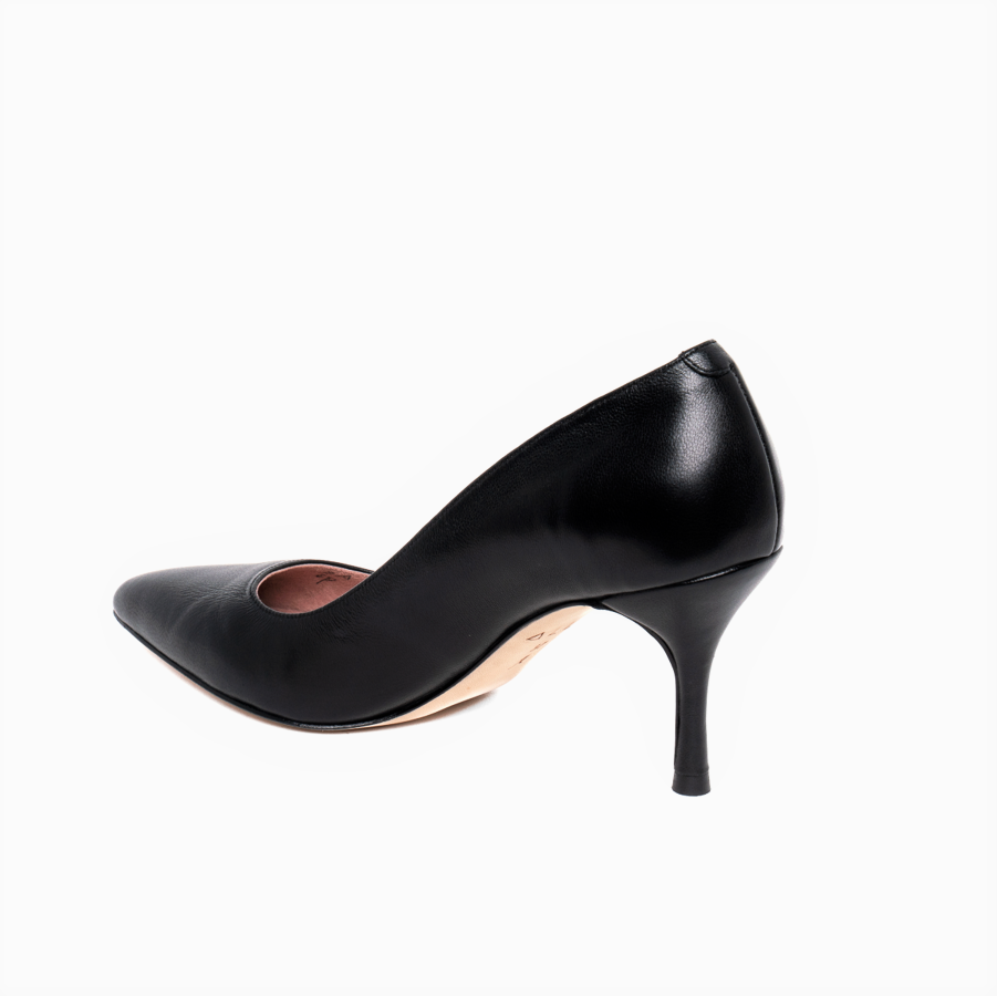 Comfortable black stilettos hot sale